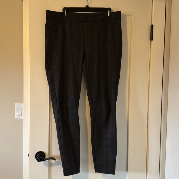 Reitmans modern stretch legging - Picture 2 of 6